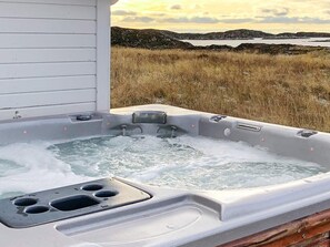 Spa treatment - 12 Person Holiday Home in Bogøyvær (Froya)