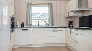 House | Private kitchen | Highchair