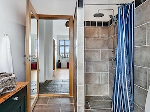 Bathroom - Holiday Home in Funen near Sea (Faaborg)