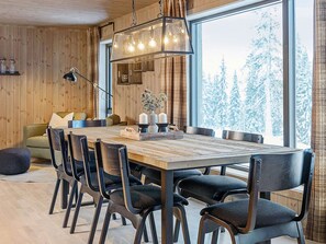 House | Dining