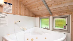 Unclassified image, 4 of 20, button - 6 Person Holiday Home in Sjolund (Sjølund)