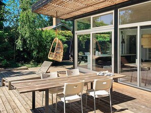 Outdoor dining - 5 Person Holiday Home in Vaeggerlose (Vaeggerlose)