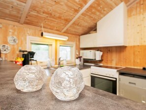 House | Private kitchen | Highchair - 5 Person Holiday Home in Otterup (Otterup)
