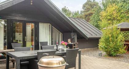 6 Person Holiday Home in Farvang