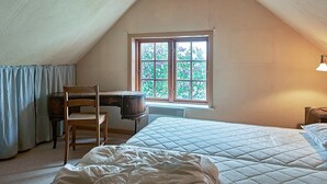 2 Schlafzimmer, Babybetten