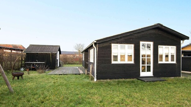 Exterior - 6 Person Holiday Home in Allingabro (Allingåbro)