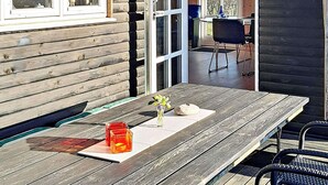 Exterior - 6 Person Holiday Home in Allingabro (Allingåbro)