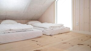 Room - Holiday Home in Glesborg (Glesborg)