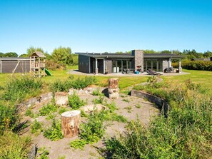 House | Terrace/patio