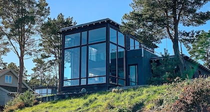 6 Person Holiday Home in Mosterhamn