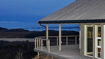 House | Terrace/patio