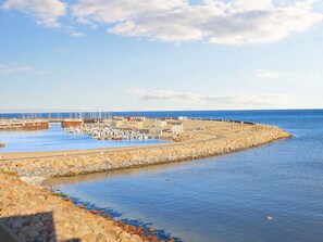 Apartment | Water view - Holiday Home in SÃ¦by (Sæby)