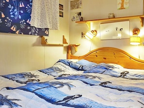 2 bedrooms, individually furnished