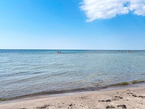 Beach - 8 Person Holiday Home in Gotlands.tofta (Gotlands Tofta)