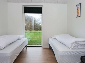 5 bedrooms