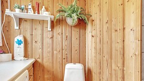 Bathroom - 6 Person Holiday Home in Hadsund (Hadsund)
