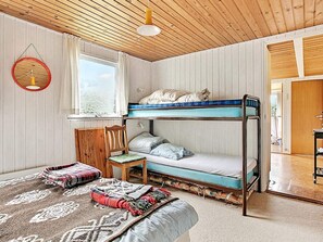 2 Schlafzimmer, Babybetten