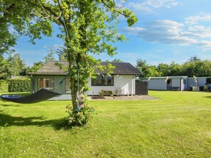 House | Exterior - 6 Person Holiday Home in Orsted (Ørsted)