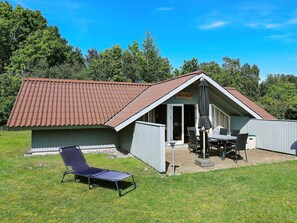 Exterior - Cosy Hoilday Home in Vesthimmerland With Terrace (Logstor)