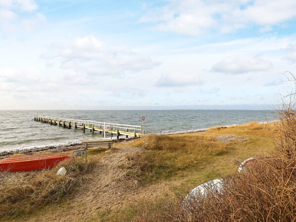 House | Beach | Beach nearby - 4 Person Holiday Home in Assens (Assens)