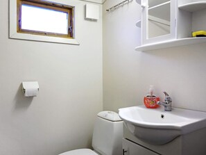 Shower - 5 Person Holiday Home in Tanumshede (Tanum)