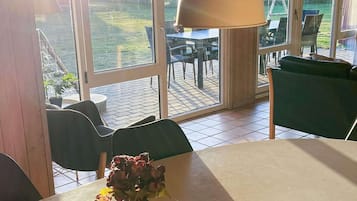 House | Dining