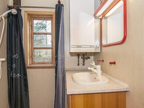 Bathroom - 7 Person Holiday Home in Knebel (Knebel)