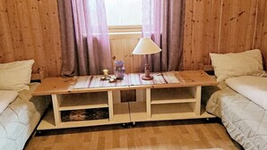 6 sovrum och unika möbler