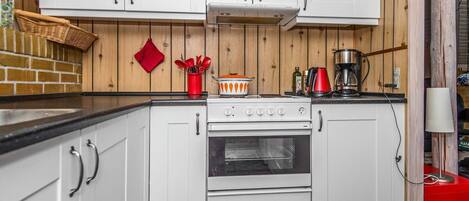 Maison | Cuisine privée | Réfrigérateur, surface de cuisson, lave-vaisselle, cafetiÚre-théiÚre