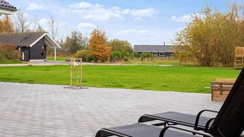 House | Terrace/patio