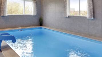 Hus | Pool | Indendørs pool, udendørs pool