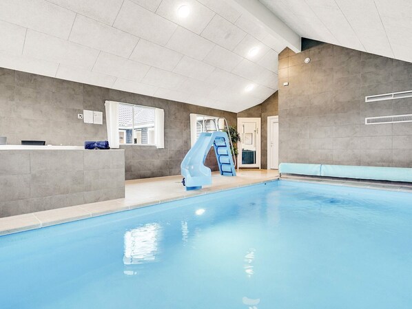 Ferienhaus | Pool | Innenpool, Außenpool