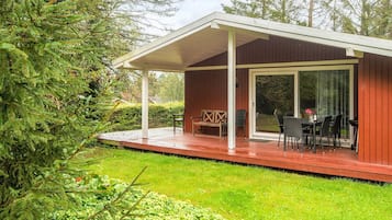 House | Pemandangan dari hartanah