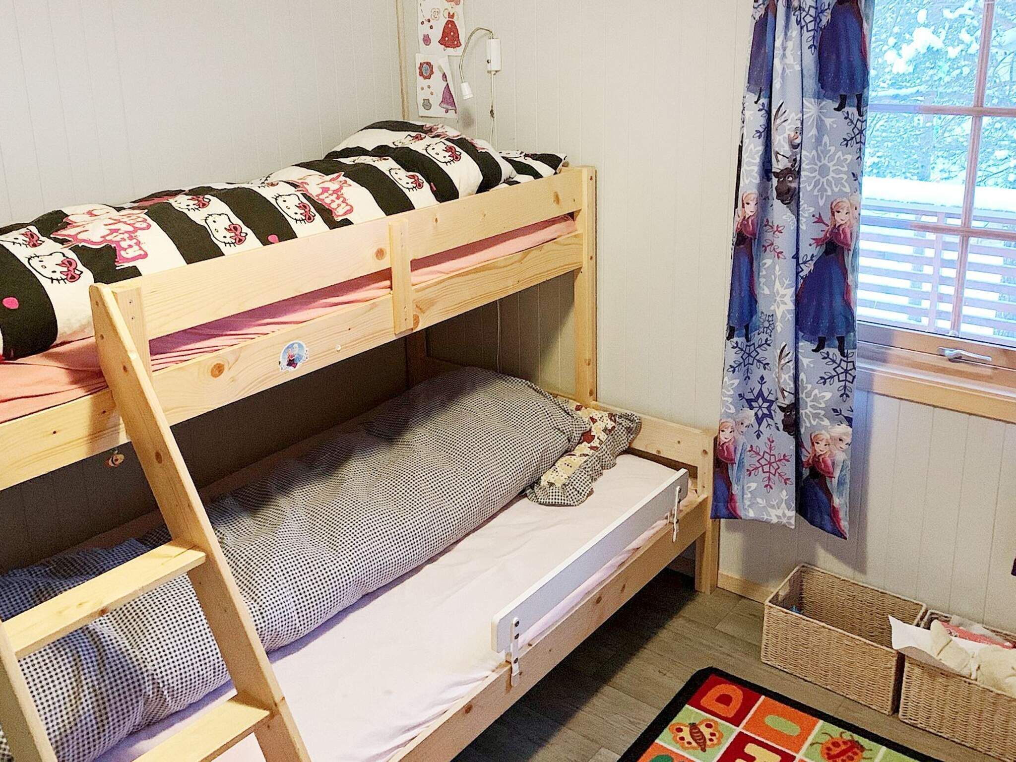 4 bedrooms, individually furnished