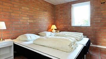2 Schlafzimmer, Babybetten
