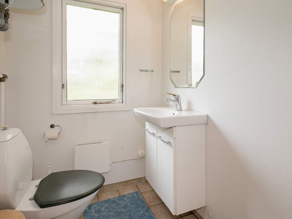 Interior - Seaside Holiday Home with Terrace near Limfjord (Vinderup)