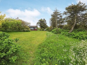 Exterior - Seaside Holiday Home with Terrace near Limfjord (Vinderup)