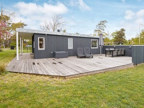 House | Exterior - Enticing Holiday Home in Ebeltoft near Sea (Ebeltoft)