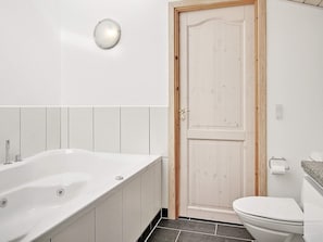 House | Spa treatment