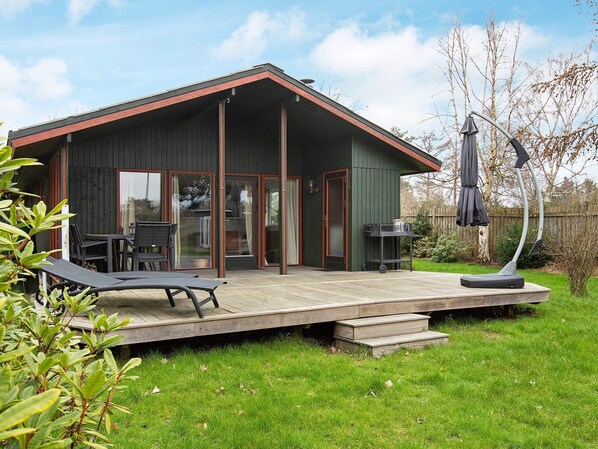 Exterior - 8 Person Holiday Home in Vejby (Vejby)