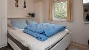 Room - 8 Person Holiday Home in Vejby (Vejby)