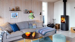 Living area - 6 Person Holiday Home in Fano (Fano)