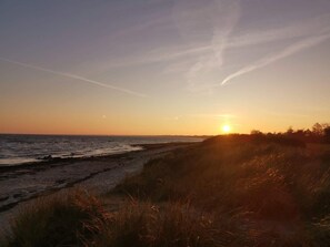 House | Beach - 10 Person Holiday Home in Vaeggerlose (Vaeggerlose)