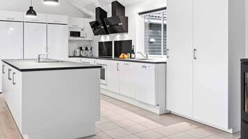 House | Private kitchen