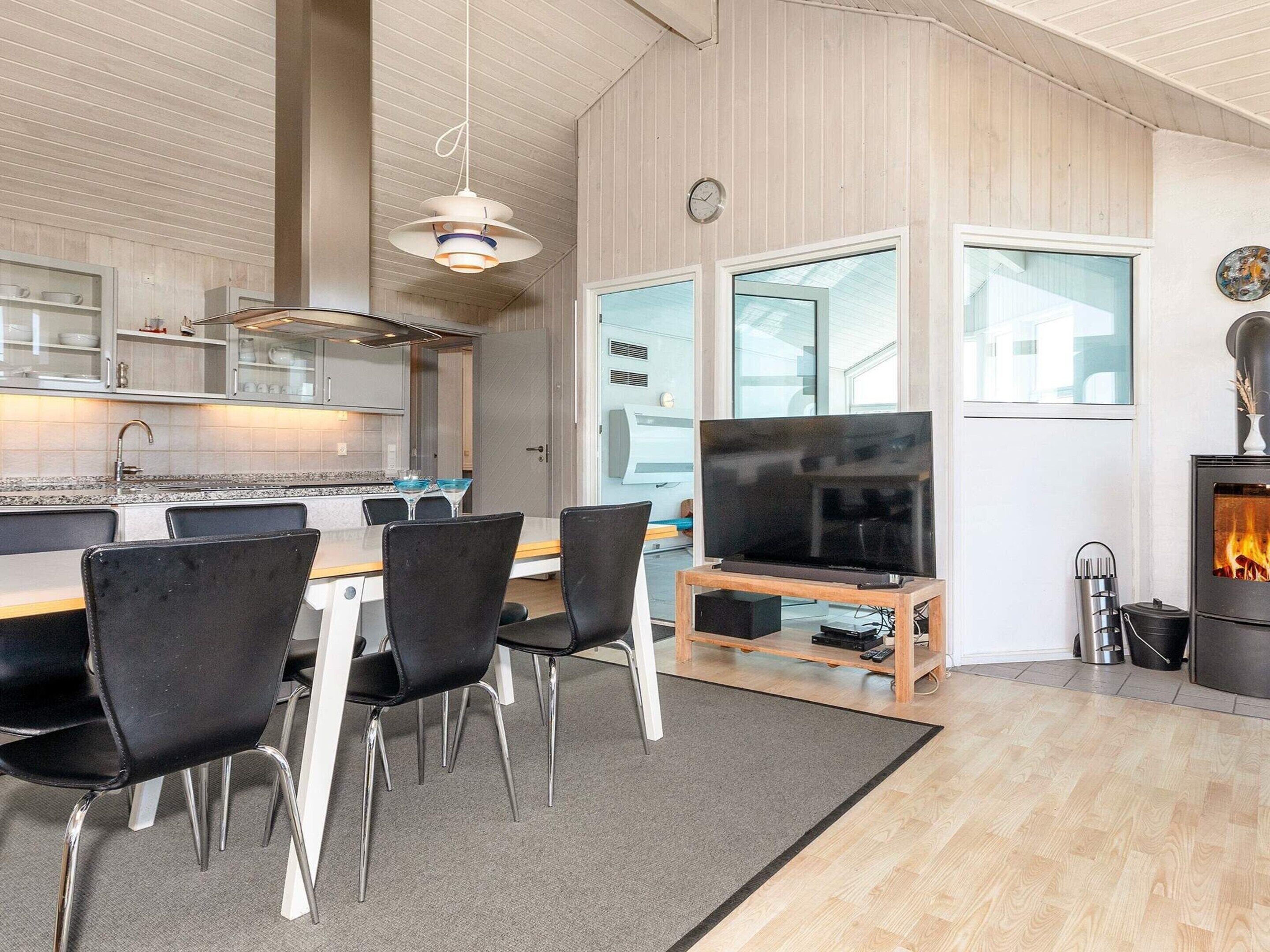 Hus | Eget kjøkken | Høy barnestol