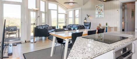 House | Private kitchen | Highchair