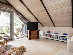 Living room - 8 Person Holiday Home in Løgstør (Logstor)