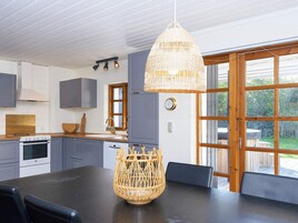 独立别墅 | 私人厨房 | 高脚椅