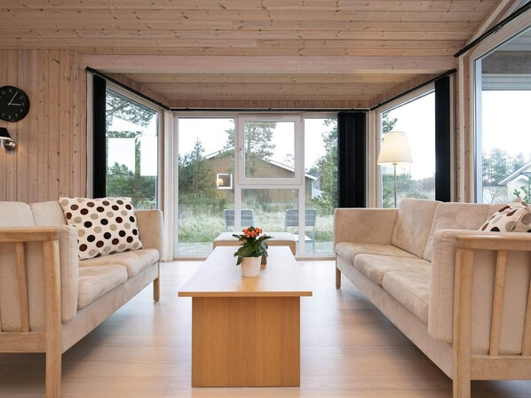 House | Interior - Holiday Home in SÃ¦by (Sæby)