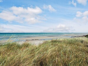 House | Beach - Holiday Home in Glesborg (Glesborg)